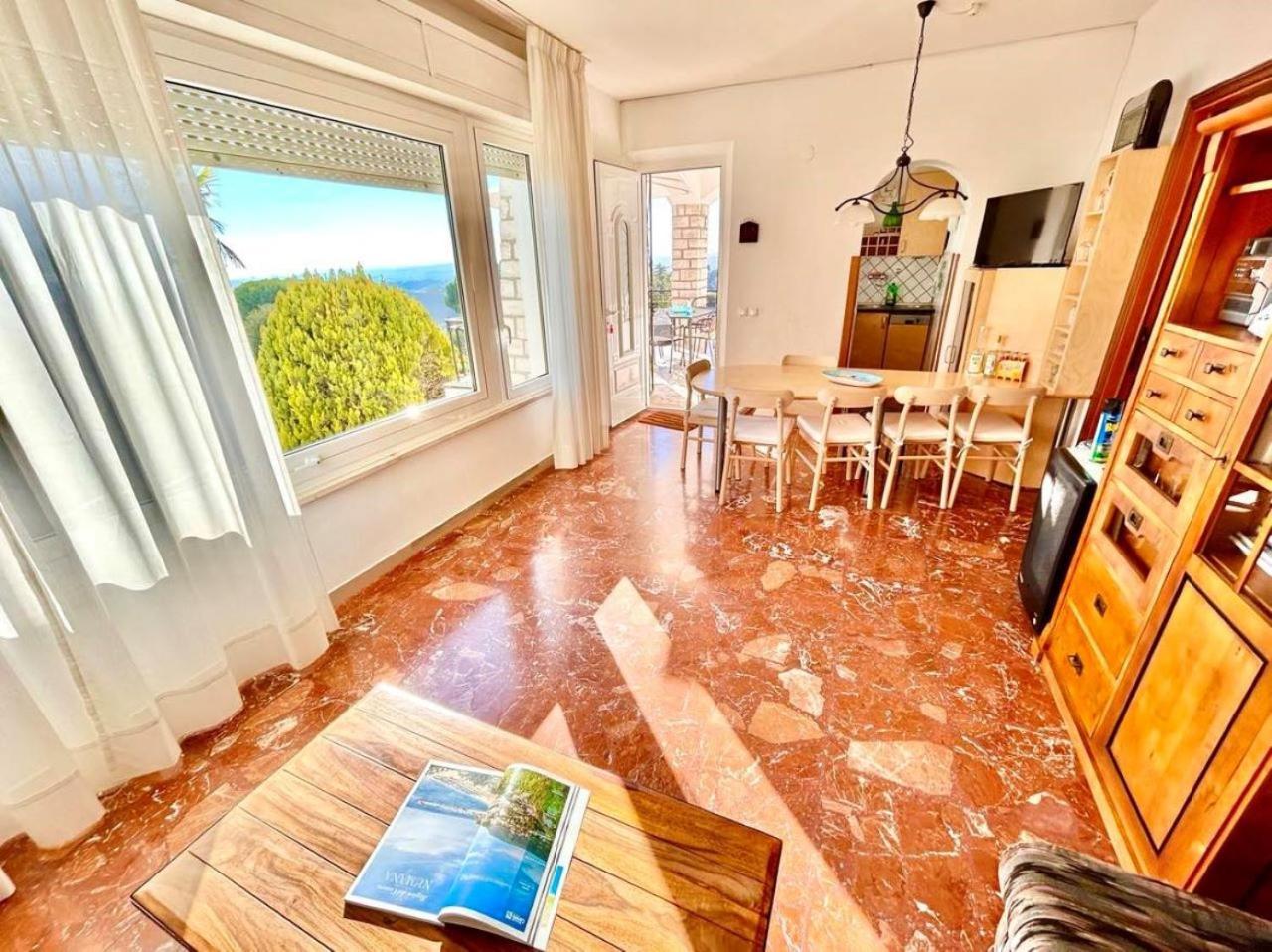 Villa Edith - Stupenda Villa Con Terrazzo Vista Mare E Spiaggia Inclusa Numana Exterior foto